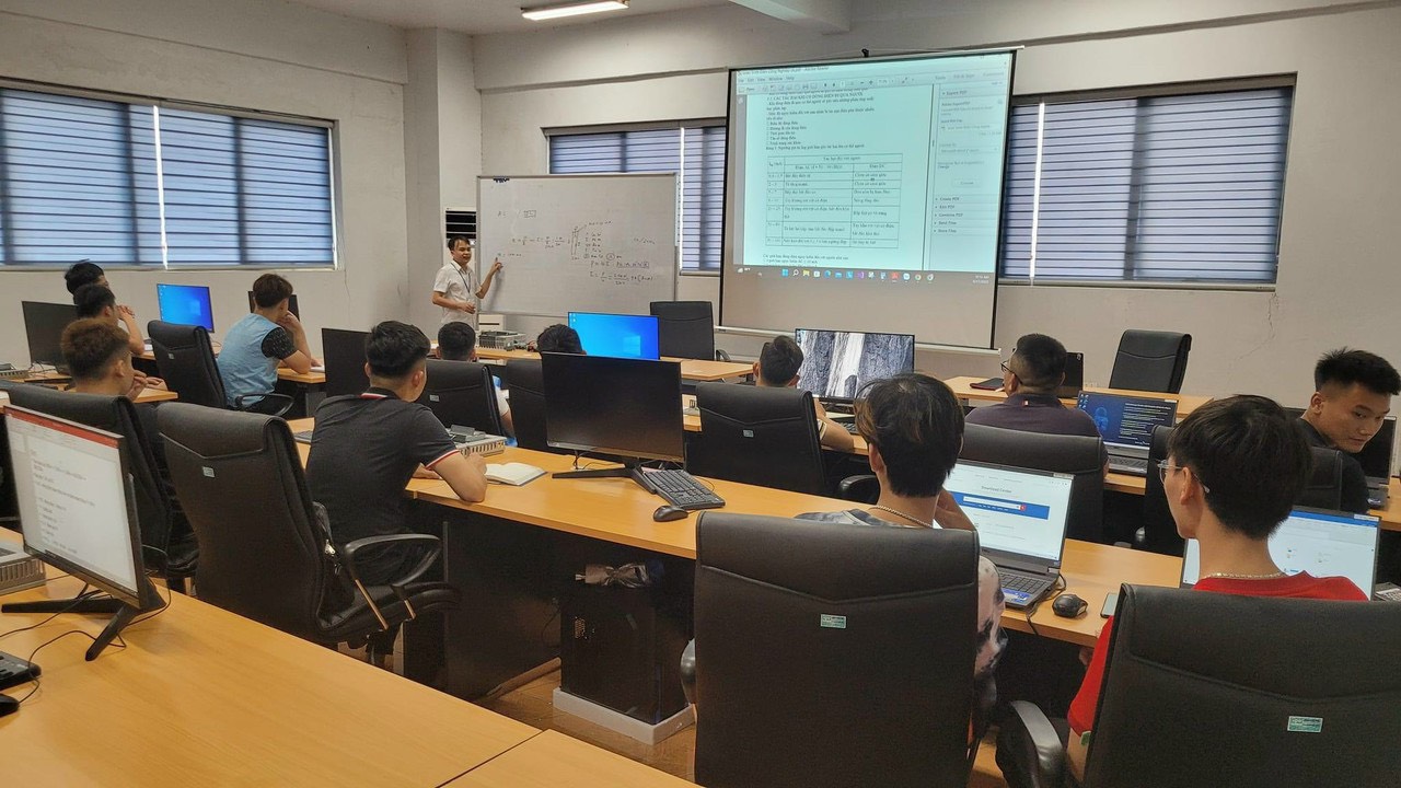 dao tao lap trinh plc cho cong ty seojin